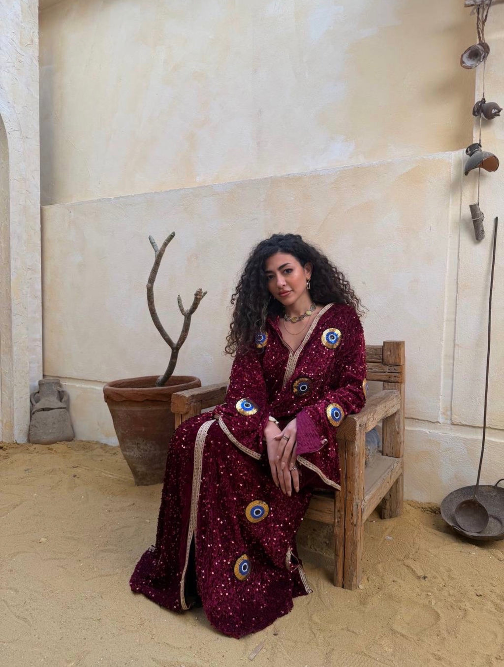 Queen Nazar Abaya