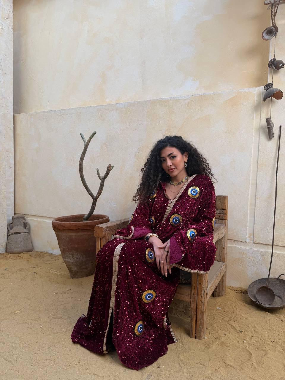 Queen Nazar Abaya